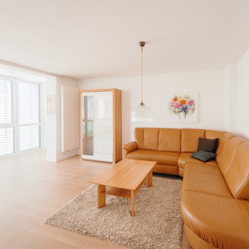 Familienparadies mit Garten! Großzügiges Haus mit Garten, Ausbaupotenzial & Flexibilität optimhome Immobilien Deutschland • Kaufen & Verkaufen Familienparadies mit Garten! Großzügiges Haus mit Garten, Ausbaupotenzial & Flexibilität optimhome Immobilien Deutschland • Kaufen & Verkaufen