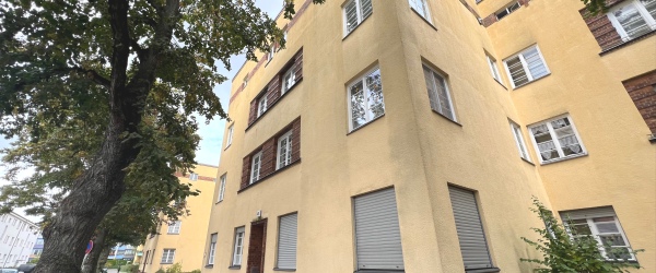 Bild einzugsbereite 2- Zimmer Wohnung in der Parkwohnanlage Lindenhof in 