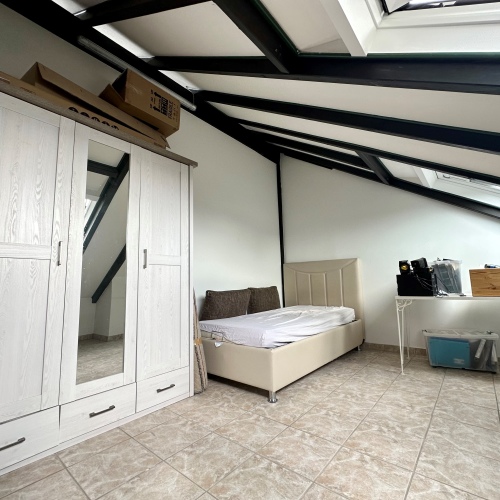 Viel Platz für die Familie – 6 Zimmer, 4 Ebenen, 2 Kamine, Garten und Stellplätze! optimhome Immobilien Deutschland • Kaufen & Verkaufen