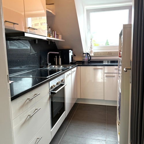 🧡Zentrale Dachgeschosswohnung mit toller Ausstattung, ruhig gelegen! optimhome Immobilien Deutschland • Kaufen & Verkaufen 🧡Zentrale Dachgeschosswohnung mit toller Ausstattung, ruhig gelegen! optimhome Immobilien Deutschland • Kaufen & Verkaufen