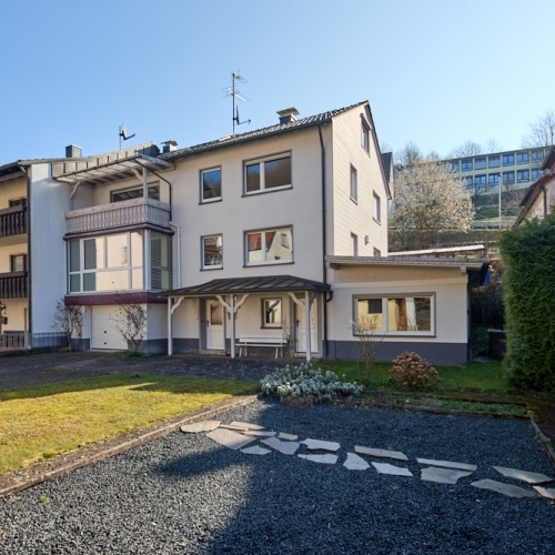 Erstbezug! Sanierte moderne 3-Zimmerwohnung - mit zusätzlicher Ausbaufläche für Homeoffice & mehr optimhome Immobilien Deutschland • Kaufen & Verkaufen Erstbezug! Sanierte moderne 3-Zimmerwohnung - mit zusätzlicher Ausbaufläche für Homeoffice & mehr optimhome Immobilien Deutschland • Kaufen & Verkaufen