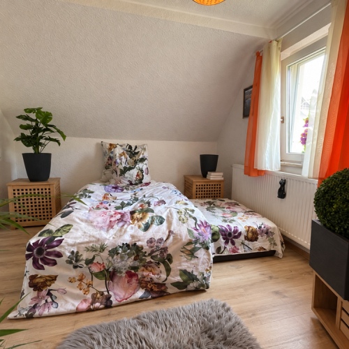 Haus statt Wohnung – gepflegtes Zuhause mit Garten, Terrasse & Stellplätzen optimhome Immobilien Deutschland • Kaufen & Verkaufen