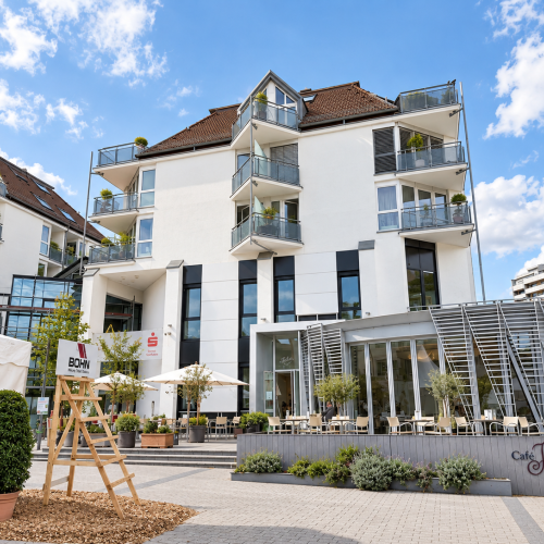 Zentral in Oberursel: 3 Zimmer, 3 Balkone & TG-Stellplatz optimhome Immobilien Deutschland • Kaufen & Verkaufen Zentral in Oberursel: 3 Zimmer, 3 Balkone & TG-Stellplatz optimhome Immobilien Deutschland • Kaufen & Verkaufen
