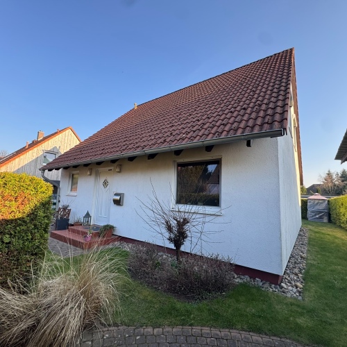 Gemütliches Einfamilienhaus optimhome Immobilien Deutschland • Kaufen & Verkaufen Gemütliches Einfamilienhaus optimhome Immobilien Deutschland • Kaufen & Verkaufen