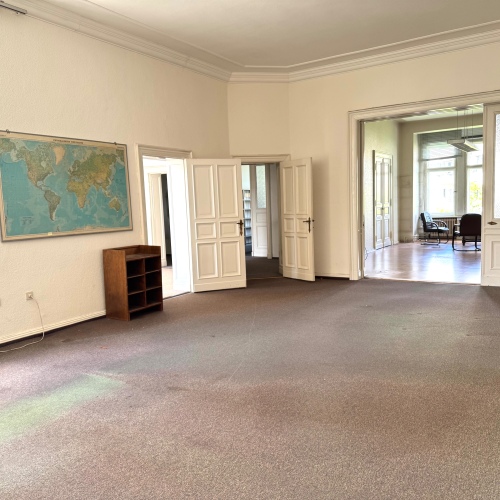 Das Besondere: Wohnen + Arbeiten 8 Zimmern auf 289 qm im 4.OG Altbau mit Aufzug optimhome Immobilien Deutschland • Kaufen & Verkaufen