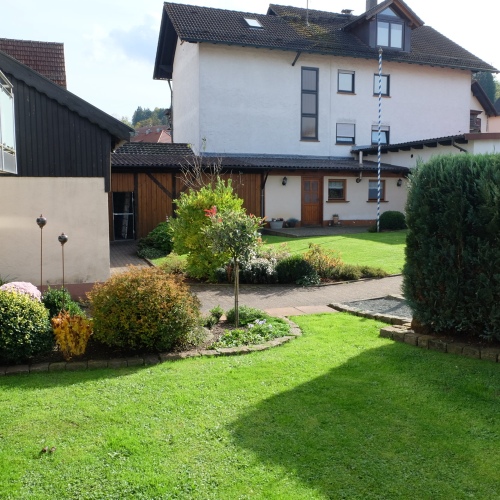 Moderne 3-Zimmer-Wohnung mit Südbalkon und Gartenmitbenutzung optimhome Immobilien Deutschland • Kaufen & Verkaufen Moderne 3-Zimmer-Wohnung mit Südbalkon und Gartenmitbenutzung optimhome Immobilien Deutschland • Kaufen & Verkaufen