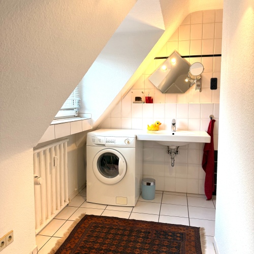 Tolle Dachgeschosswohnung mit Klimaanlage in der Innenstadt optimhome Immobilien Deutschland • Kaufen & Verkaufen