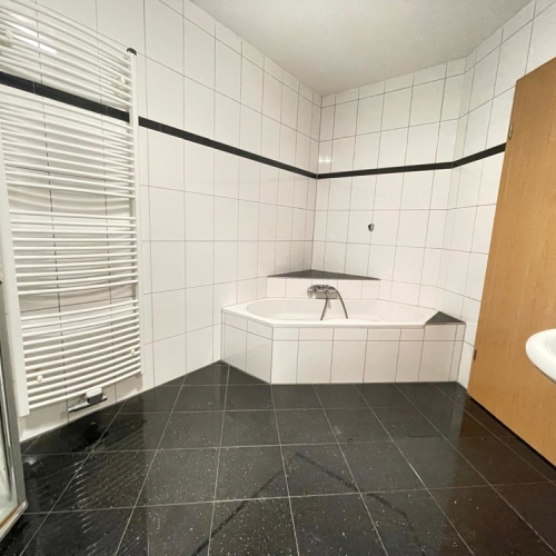 Lichtdurchflutete 3-Zimmer-Wohnung mit Süd-Balkon und Spessartblick – sofort bezugsfrei! optimhome Immobilien Deutschland • Kaufen & Verkaufen Lichtdurchflutete 3-Zimmer-Wohnung mit Süd-Balkon und Spessartblick – sofort bezugsfrei! optimhome Immobilien Deutschland • Kaufen & Verkaufen