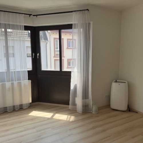 Schicke 2 Zimmer Mietwohnung mit EBK und TG-Stellplatz optimhome Immobilien Deutschland • Kaufen & Verkaufen Schicke 2 Zimmer Mietwohnung mit EBK und TG-Stellplatz optimhome Immobilien Deutschland • Kaufen & Verkaufen