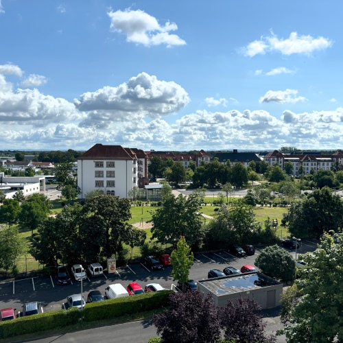 RESERVIERT Bezugsfreie Etagenwohnung in attraktiver Lage nahe dem Kinzigbogen! optimhome Immobilien Deutschland • Kaufen & Verkaufen