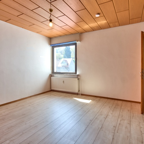 Viel Platz für Ihre Ideen! Einfamilienhaus mit Scheune & sonnigem Freizeitgrundstück optimhome Immobilien Deutschland • Kaufen & Verkaufen