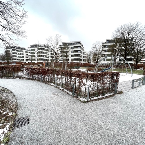 Gepflegte 4-Zimmer-Wohnung mit 2 Balkonen und EBK in München optimhome Immobilien Deutschland • Kaufen & Verkaufen