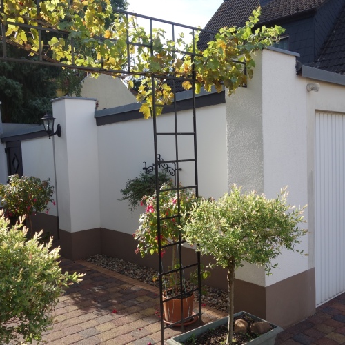 VERMIETET - Luxuriöser Winkelbungalow mit ca. 300 m² Wohn-/ Nutzfläche am Dorfanger optimhome Immobilien Deutschland • Kaufen & Verkaufen