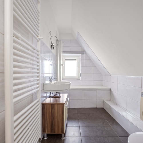 Einfamilienhaus mit Gewerbeeinheit und Gästehaus in bester Lage optimhome Immobilien Deutschland • Kaufen & Verkaufen