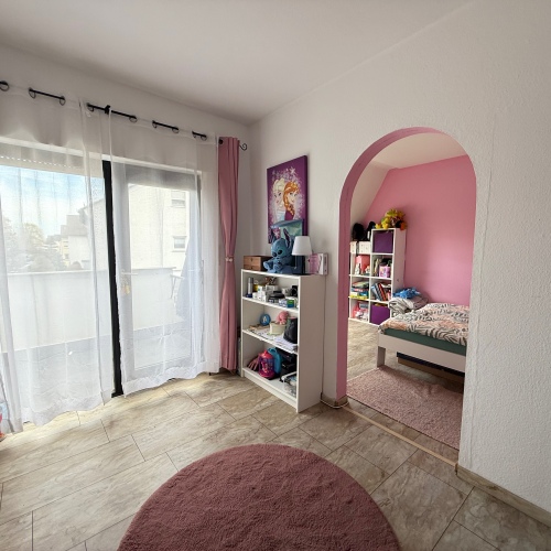 Familienparadies am Waldrand – 5-Zimmer-Reihenhaus mit Garten und zwei Balkonen! optimhome Immobilien Deutschland • Kaufen & Verkaufen