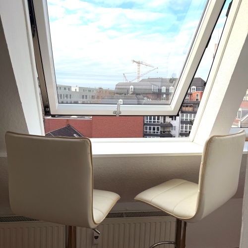 Tolle Dachgeschosswohnung mit Klimaanlage in der Innenstadt optimhome Immobilien Deutschland • Kaufen & Verkaufen