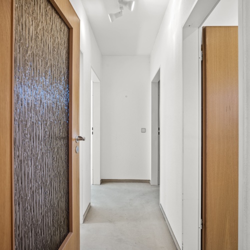 Ebenerdiger Wohnkomfort in ruhiger Lage – Stilvoller Bungalow mit Garten optimhome Immobilien Deutschland • Kaufen & Verkaufen Ebenerdiger Wohnkomfort in ruhiger Lage – Stilvoller Bungalow mit Garten optimhome Immobilien Deutschland • Kaufen & Verkaufen