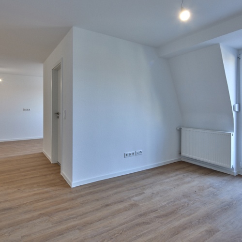 Erstbezug! Sanierte moderne 3-Zimmerwohnung - mit zusätzlicher Ausbaufläche für Homeoffice & mehr optimhome Immobilien Deutschland • Kaufen & Verkaufen