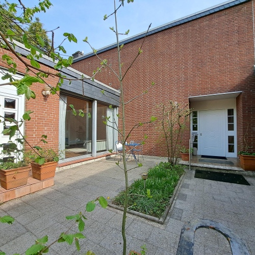 Viel Platz für Leben und Ideen – großzügiges Reihenmittelhaus mit Einliegerwohnung optimhome Immobilien Deutschland • Kaufen & Verkaufen Viel Platz für Leben und Ideen – großzügiges Reihenmittelhaus mit Einliegerwohnung optimhome Immobilien Deutschland • Kaufen & Verkaufen