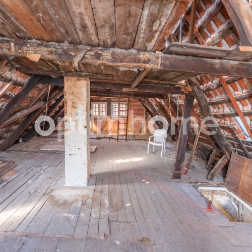 Historisches, denkmalgeschütztes Fachwerkhaus direkt an der Elbe optimhome Immobilien Deutschland • Kaufen & Verkaufen Historisches, denkmalgeschütztes Fachwerkhaus direkt an der Elbe optimhome Immobilien Deutschland • Kaufen & Verkaufen