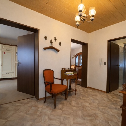 Freistehendes Wohnhaus in Mainnähe – zwei Wohneinheiten mit Charme optimhome Immobilien Deutschland • Kaufen & Verkaufen