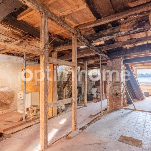 Historisches, denkmalgeschütztes Fachwerkhaus direkt an der Elbe optimhome Immobilien Deutschland • Kaufen & Verkaufen Historisches, denkmalgeschütztes Fachwerkhaus direkt an der Elbe optimhome Immobilien Deutschland • Kaufen & Verkaufen