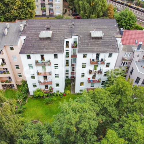 # VERKAUFT # Charmante Jugendstil-Mehrfamilienhäuser in attraktiver Lage von Bergedorf optimhome Immobilien Deutschland • Kaufen & Verkaufen # VERKAUFT # Charmante Jugendstil-Mehrfamilienhäuser in attraktiver Lage von Bergedorf optimhome Immobilien Deutschland • Kaufen & Verkaufen