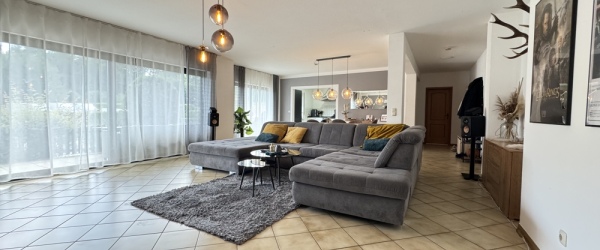 Bild Wohnkomfort auf ganzer Linie! Lichtdurchflutete 4-Zimmerwohnung mit Terrasse in Weibersbrunn