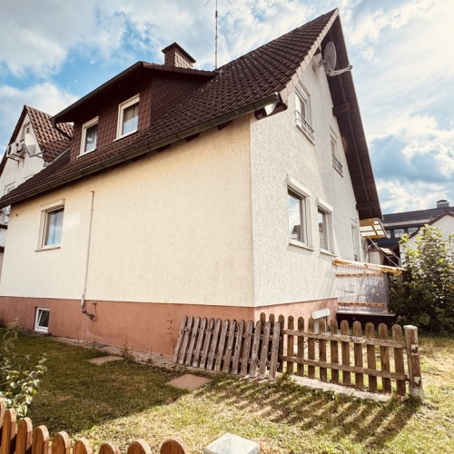 Zuhause ankommen! Charmante Doppelhaushälfte mit Garten & Terrasse optimhome Immobilien Deutschland • Kaufen & Verkaufen Zuhause ankommen! Charmante Doppelhaushälfte mit Garten & Terrasse optimhome Immobilien Deutschland • Kaufen & Verkaufen