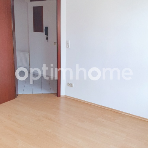 Solides Mehrfamilienhaus mit Charme und Potenzial – Investieren in Stockelsdorf optimhome Immobilien Deutschland • Kaufen & Verkaufen Solides Mehrfamilienhaus mit Charme und Potenzial – Investieren in Stockelsdorf optimhome Immobilien Deutschland • Kaufen & Verkaufen