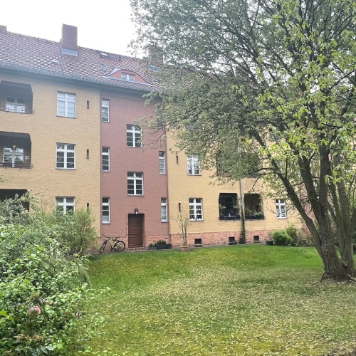 vermietete 3 Zimmer Wohnung im denkmalgeschütztem charmanten Altbau zu verkaufen optimhome Immobilien Deutschland • Kaufen & Verkaufen