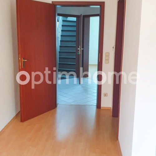 Solides Mehrfamilienhaus mit Charme und Potenzial – Investieren in Stockelsdorf optimhome Immobilien Deutschland • Kaufen & Verkaufen Solides Mehrfamilienhaus mit Charme und Potenzial – Investieren in Stockelsdorf optimhome Immobilien Deutschland • Kaufen & Verkaufen