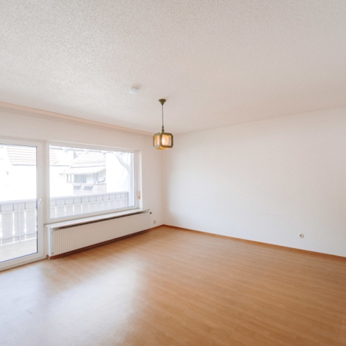 Familienparadies mit Garten! Großzügiges Haus mit Garten, Ausbaupotenzial & Flexibilität optimhome Immobilien Deutschland • Kaufen & Verkaufen Familienparadies mit Garten! Großzügiges Haus mit Garten, Ausbaupotenzial & Flexibilität optimhome Immobilien Deutschland • Kaufen & Verkaufen