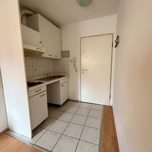 Top-Lage: 1-Zimmer-Wohnung in Niederursel nahe Universität optimhome Immobilien Deutschland • Kaufen & Verkaufen