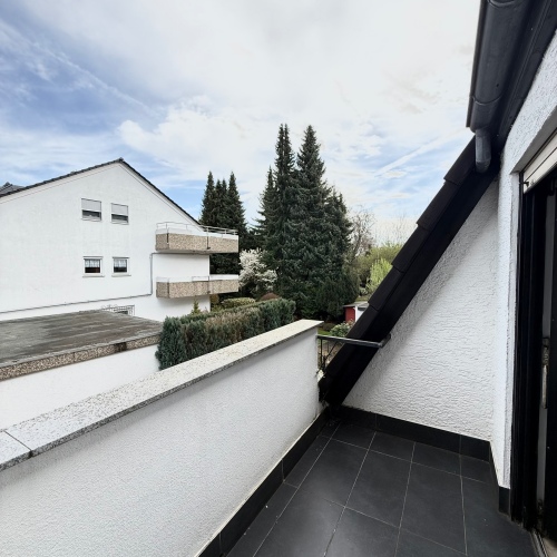 Familienparadies am Waldrand – 5-Zimmer-Reihenhaus mit Garten und zwei Balkonen! optimhome Immobilien Deutschland • Kaufen & Verkaufen