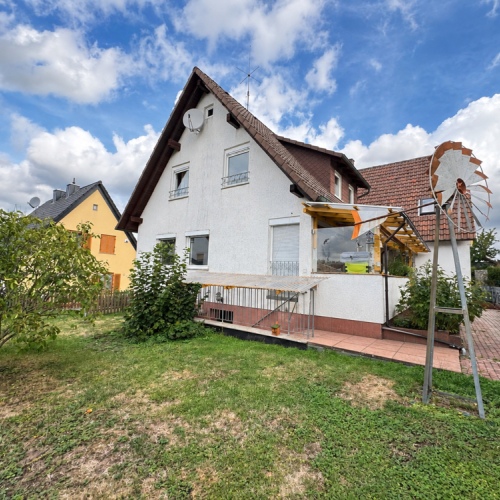 Zuhause ankommen! Charmante Doppelhaushälfte mit Garten & Terrasse optimhome Immobilien Deutschland • Kaufen & Verkaufen Zuhause ankommen! Charmante Doppelhaushälfte mit Garten & Terrasse optimhome Immobilien Deutschland • Kaufen & Verkaufen