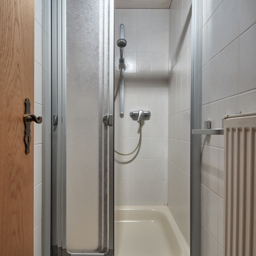 Ruhiges Wohnen in idyllischer Lage – großer Garten & Ausbaupotenzial optimhome Immobilien Deutschland • Kaufen & Verkaufen