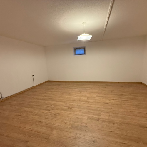 Hübsches Reihenendhaus mit tollem Garten und Garage optimhome Immobilien Deutschland • Kaufen & Verkaufen