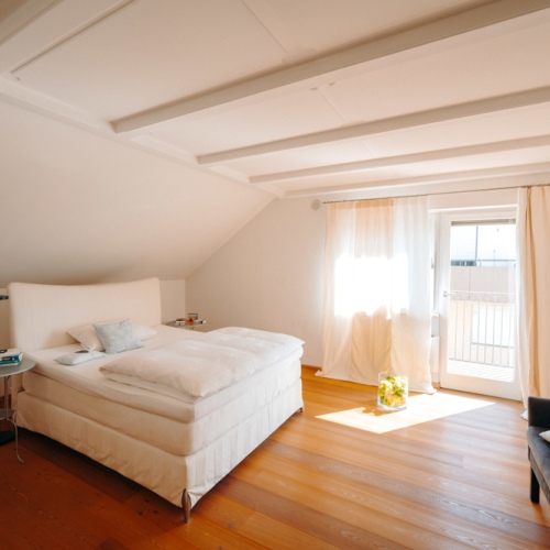 Lichtdurchflutete Eigentumswohnung mit Weitblick, zwei Balkonen und moderner Ausstattung optimhome Immobilien Deutschland • Kaufen & Verkaufen Lichtdurchflutete Eigentumswohnung mit Weitblick, zwei Balkonen und moderner Ausstattung optimhome Immobilien Deutschland • Kaufen & Verkaufen
