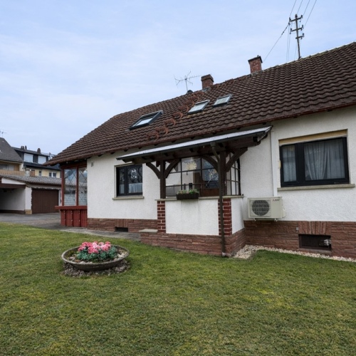 Freistehendes Wohnhaus in Mainnähe – zwei Wohneinheiten mit Charme optimhome Immobilien Deutschland • Kaufen & Verkaufen