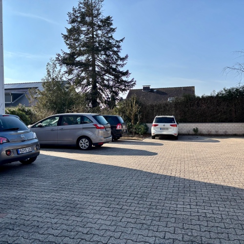 Familienfreundlich und modern: 4-Zimmer-Eigentumswohnung in Rodenbach mit idealem Raumkonzept optimhome Immobilien Deutschland • Kaufen & Verkaufen Familienfreundlich und modern: 4-Zimmer-Eigentumswohnung in Rodenbach mit idealem Raumkonzept optimhome Immobilien Deutschland • Kaufen & Verkaufen