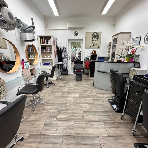 Top Lage! Friseursalon am Frankfurt Hauptbahnhof! optimhome Immobilien Deutschland • Kaufen & Verkaufen Top Lage! Friseursalon am Frankfurt Hauptbahnhof! optimhome Immobilien Deutschland • Kaufen & Verkaufen