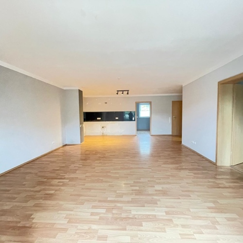 Lichtdurchflutete 3-Zimmer-Wohnung mit Süd-Balkon und Spessartblick – sofort bezugsfrei! optimhome Immobilien Deutschland • Kaufen & Verkaufen Lichtdurchflutete 3-Zimmer-Wohnung mit Süd-Balkon und Spessartblick – sofort bezugsfrei! optimhome Immobilien Deutschland • Kaufen & Verkaufen