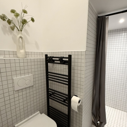 Historischer Altbau trifft modernes Wohnen – Drei Zimmer mit Mezzaningeschossen optimhome Immobilien Deutschland • Kaufen & Verkaufen