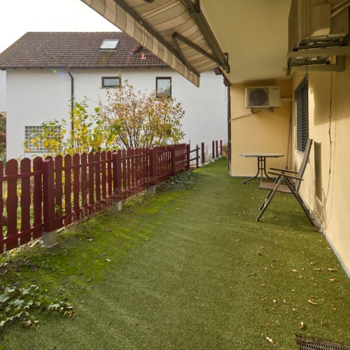 Wohnen und Vermieten unter einem Dach! Vielseitiges Haus mit viel Potenzial und großzügigem Garten optimhome Immobilien Deutschland • Kaufen & Verkaufen