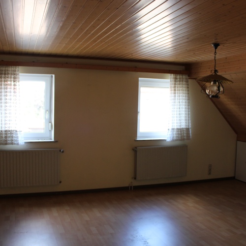 Einfamilienhaus für die große Familie mit XXL-Garten optimhome Immobilien Deutschland • Kaufen & Verkaufen Einfamilienhaus für die große Familie mit XXL-Garten optimhome Immobilien Deutschland • Kaufen & Verkaufen