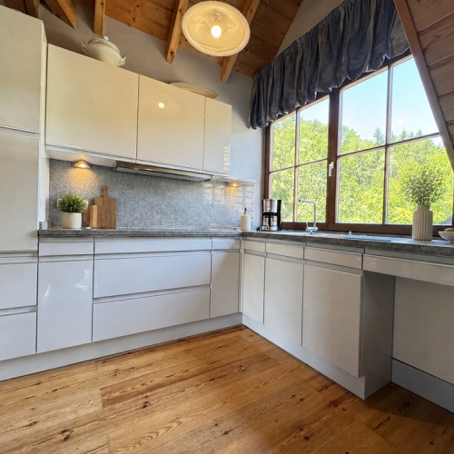 Gelegenheit! Traumhafte Dachgeschosswohnung mit Blick ins Grüne optimhome Immobilien Deutschland • Kaufen & Verkaufen Gelegenheit! Traumhafte Dachgeschosswohnung mit Blick ins Grüne optimhome Immobilien Deutschland • Kaufen & Verkaufen