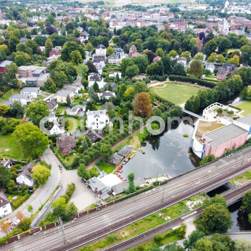 Charmante Jugendstil-Mehrfamilienhäuser in attraktiver Lage von Bergedorf optimhome Immobilien Deutschland • Kaufen & Verkaufen Charmante Jugendstil-Mehrfamilienhäuser in attraktiver Lage von Bergedorf optimhome Immobilien Deutschland • Kaufen & Verkaufen