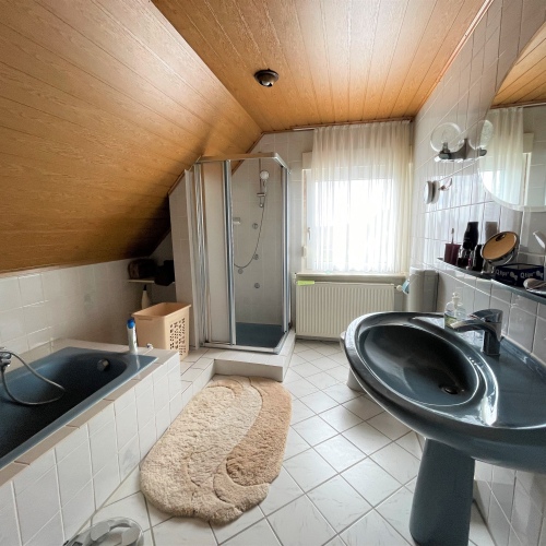 Charmantes Einfamilienhaus mit großem Grundstück! optimhome Immobilien Deutschland • Kaufen & Verkaufen