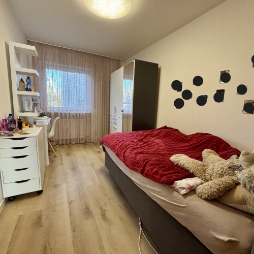 Familienfreundlich und modern: 4-Zimmer-Eigentumswohnung in Rodenbach mit idealem Raumkonzept optimhome Immobilien Deutschland • Kaufen & Verkaufen Familienfreundlich und modern: 4-Zimmer-Eigentumswohnung in Rodenbach mit idealem Raumkonzept optimhome Immobilien Deutschland • Kaufen & Verkaufen